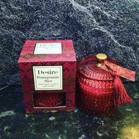 GORGEOUS TASSLED GLASS BOUTIQUE SOYA WAX SCENTED CANDLES