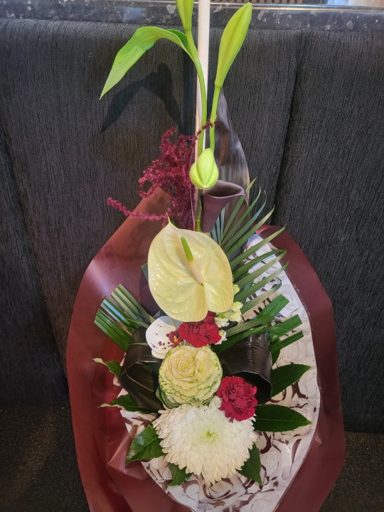 RUBY TUESDAY MODERN STYLE BOUQUET