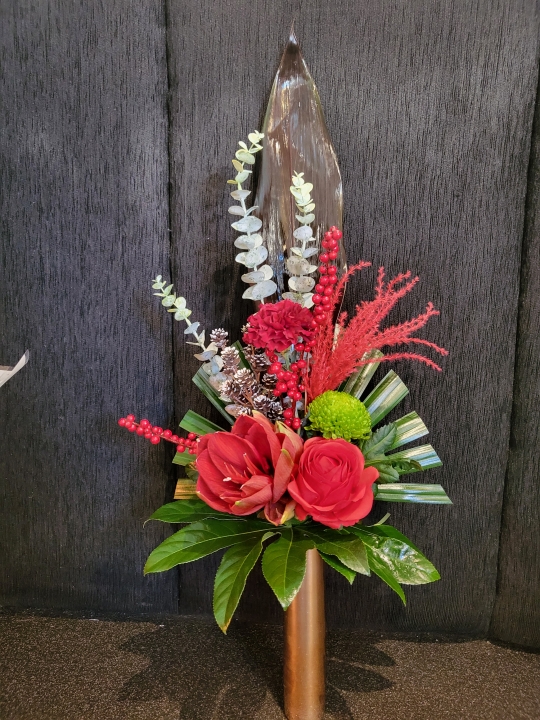 Cosy Copper Christmas Amaryliss Vase