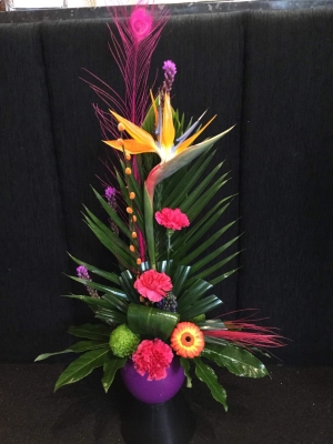 GORGEOUS VIBRANT FIRE BIRD VASE DESIGN