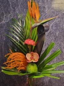 ALADDINS LAMP TROPICAL GLASS VASE DESIGN