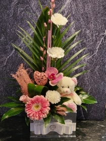 BOUNCING BABY GIRL HAT BOX WITH TEDDY BEAR