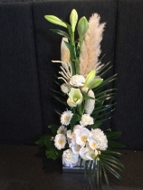 DIAMOND WHITE SPARKLE ARRANGEMENT