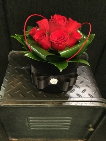 Gorgeous black velvet hat box with 6 x red roses