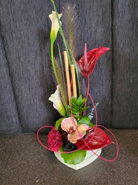 JAPANESE IKEBANA STYLE IVORY VELVET HAT BOX