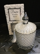 LUXURY LARGE VANILLA SPICE CANDLE IN GLASS JAR