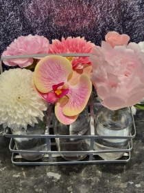 PINKY VINTAGE MILK BOTTLE CRATE